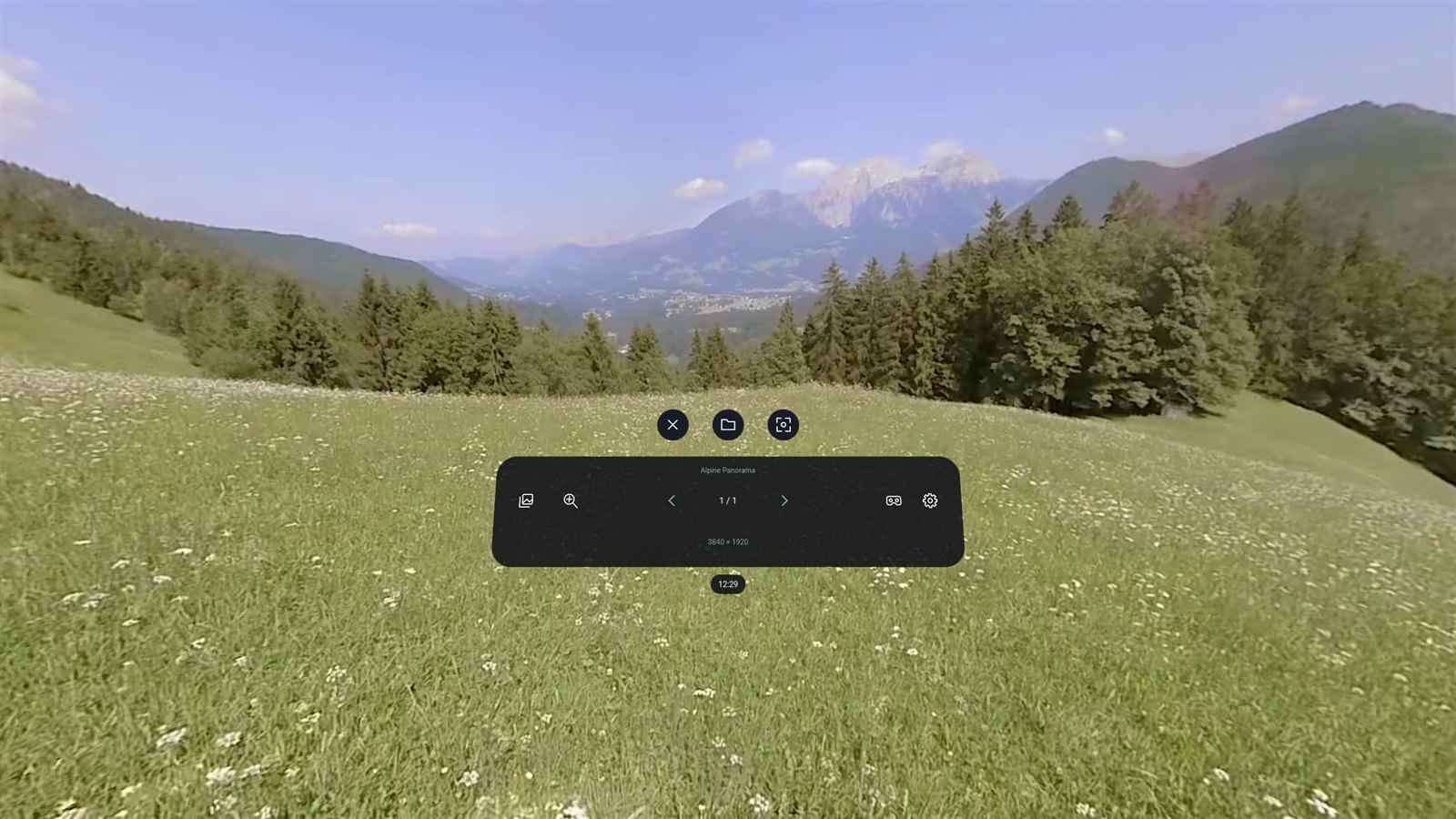 Panoramic photo viewed inside Thru3D Media Player